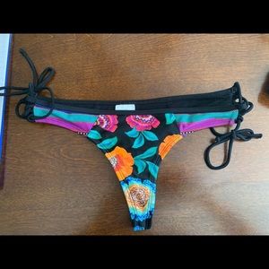 Body glove thong bikini bottom